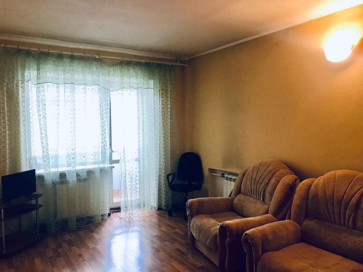 Квартира Недалеко От Центра Города Kharkiv Bagian luar foto